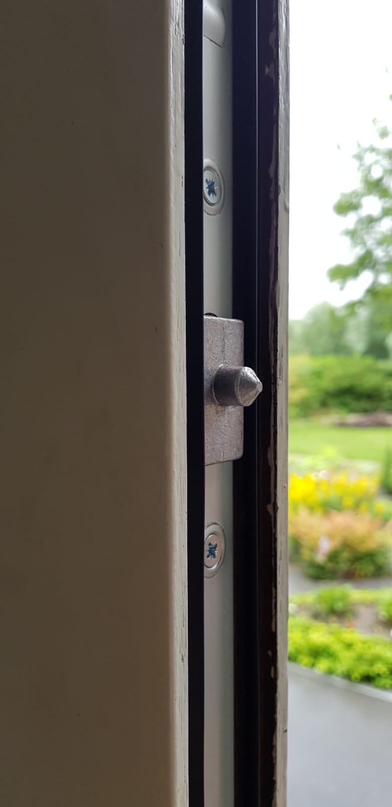 Gu gereedschapset om sluitnok te verplaatsen