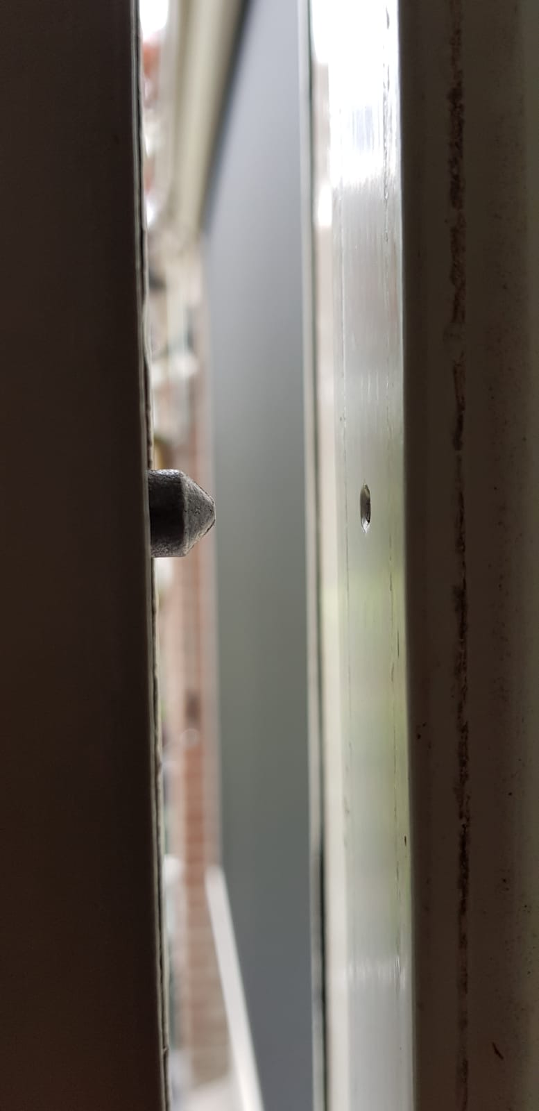 Gu gereedschapset om sluitnok te verplaatsen