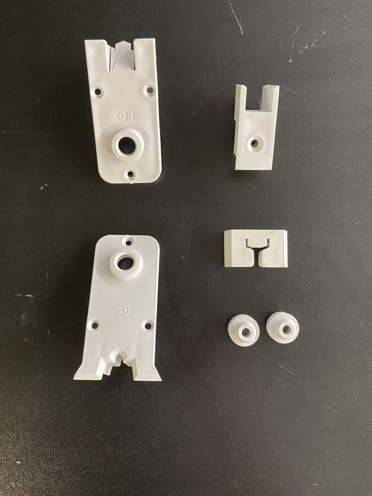 GU P1786 boven- en ondergeleiding (set) grijs