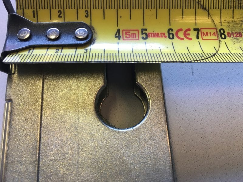 WILKA Buisframeslot 1438, doornmaat: 30 mm, manchet 245 mm, plat roestvrij staal, 1 stuk, zilver WILKA Buisframeslot 1438, doornmaat: 30 mm, manchet 245 mm, plat roestvrij staal, 1 stuk, zilver